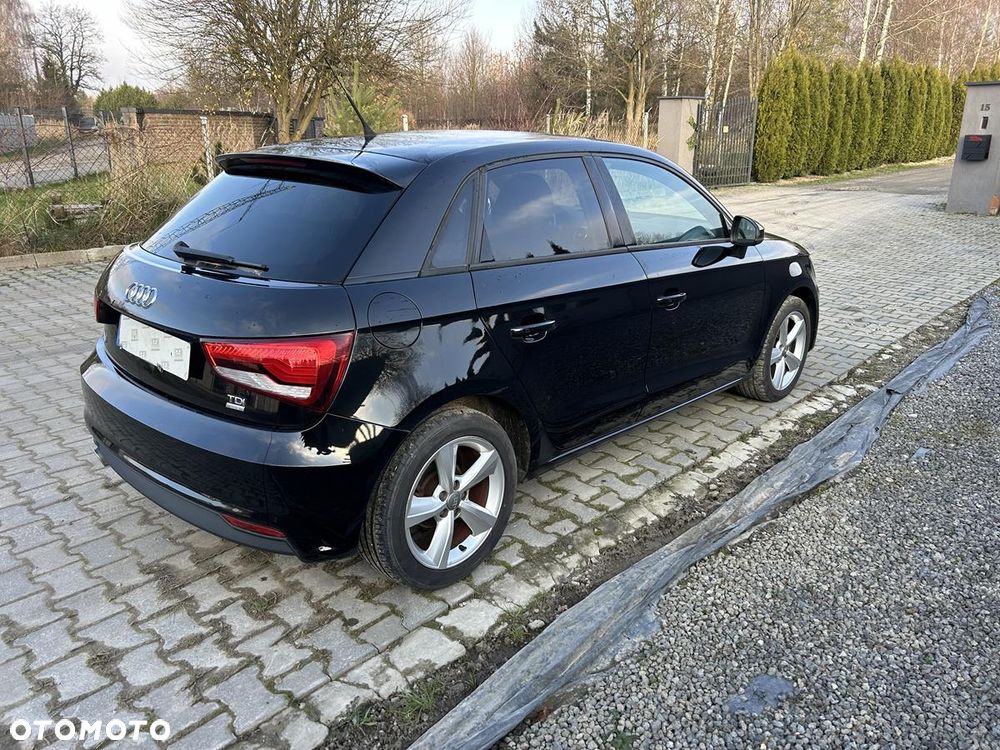 Audi A1 Sportback 1.4 TDI (ultra) sport - 3