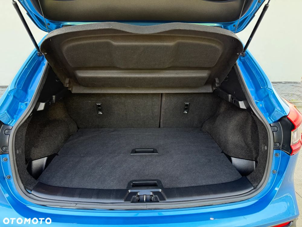 Nissan Qashqai 1.6 DIG-T N-Connecta - 32