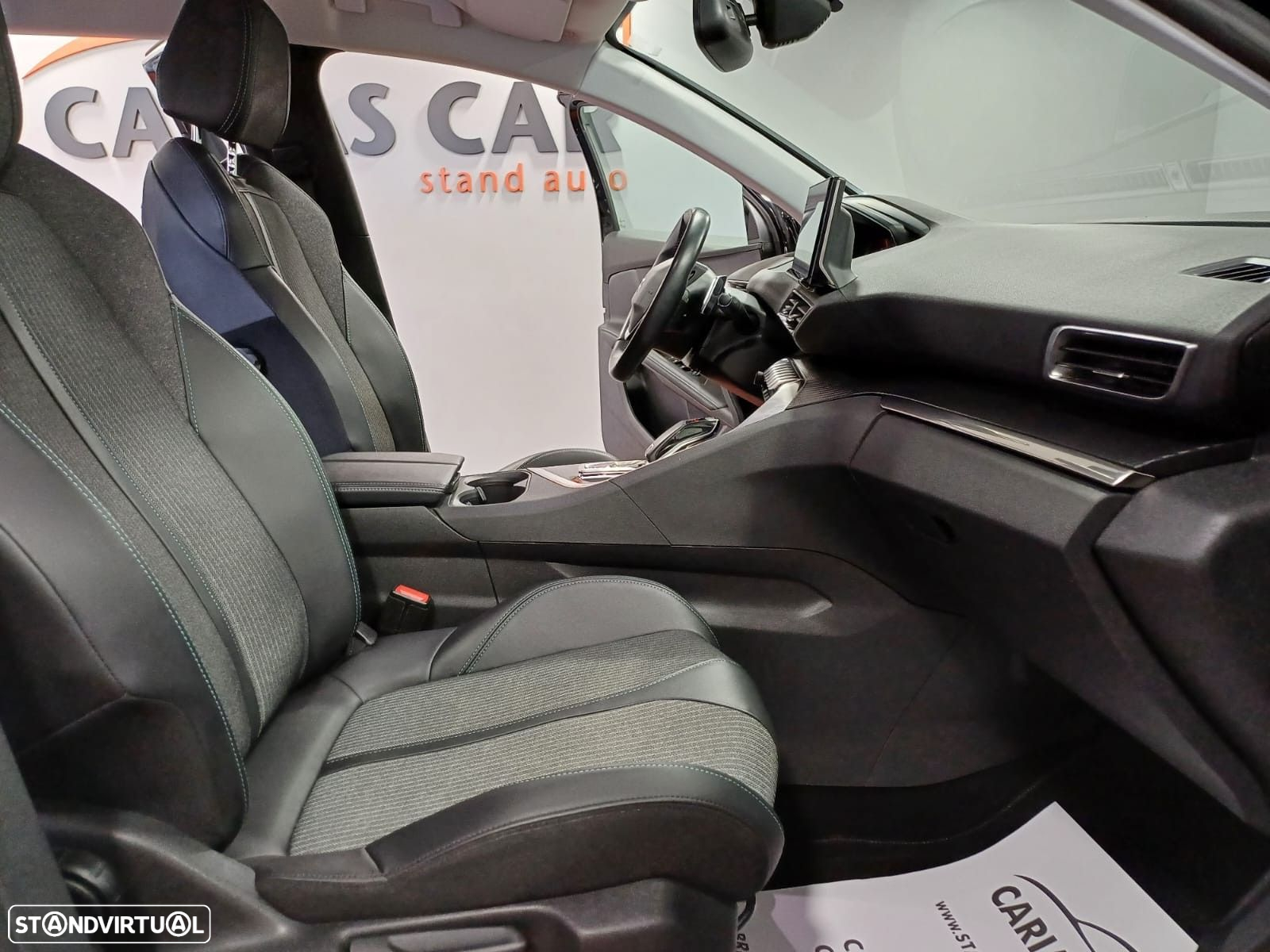 Peugeot 5008 1.5 BlueHDi Allure EAT8 - 11