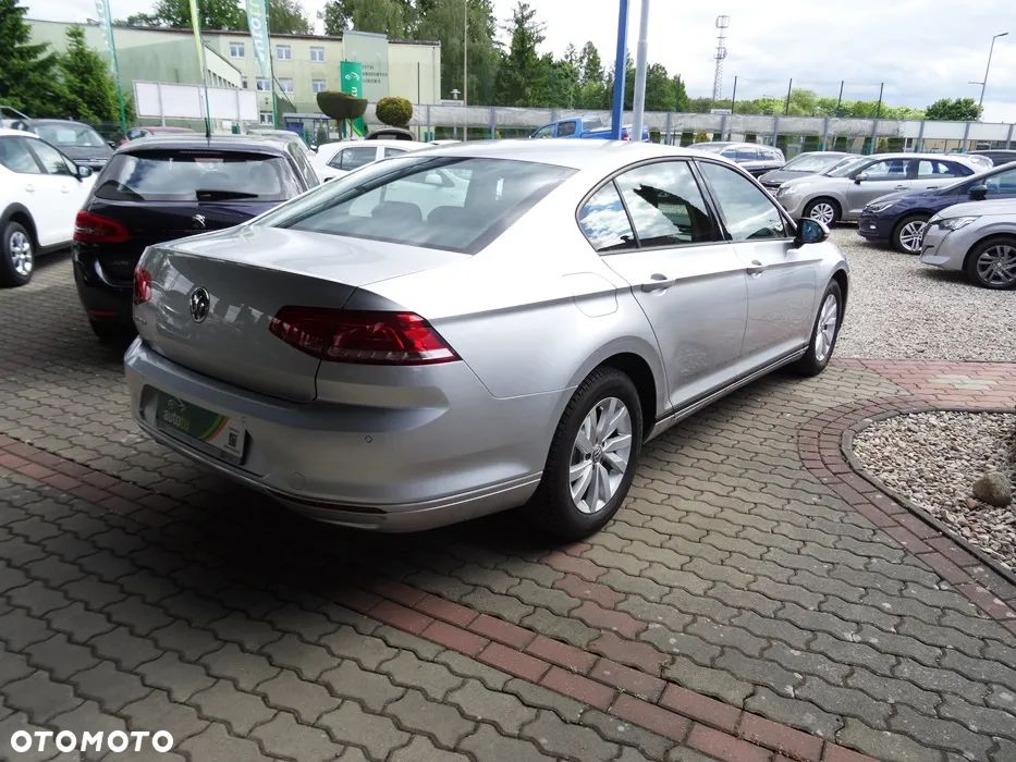 Volkswagen Passat 1.4 TSI BMT Comfortline - 5