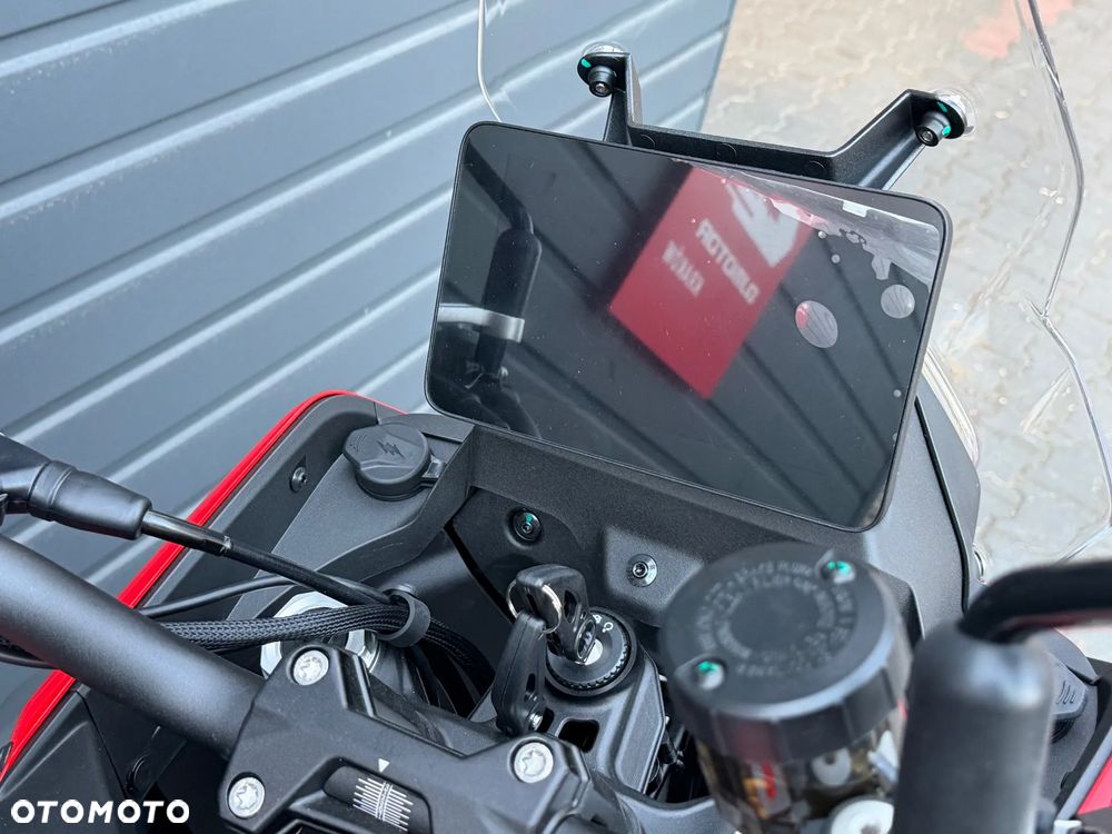 QJMOTOR SRT 600SX - 5