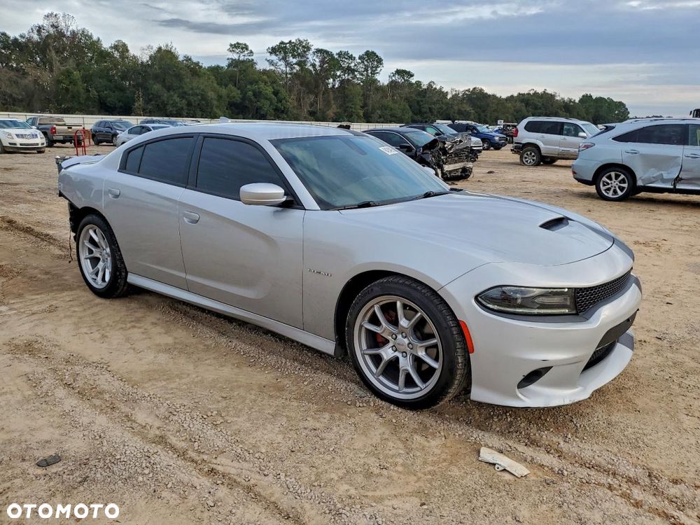 Dodge Charger 5.7 R/T - 5