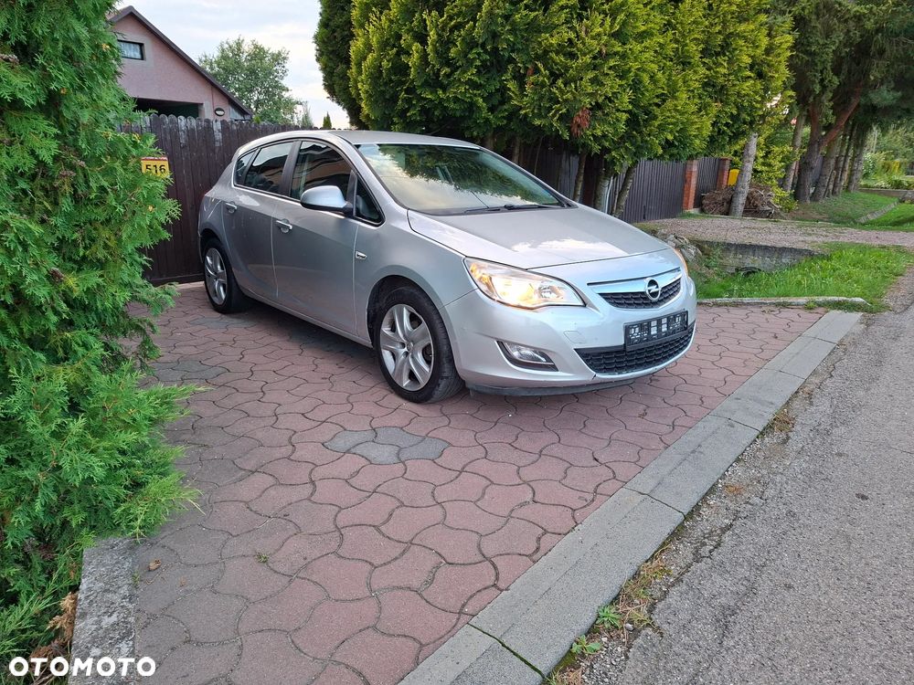 Opel Astra - 24