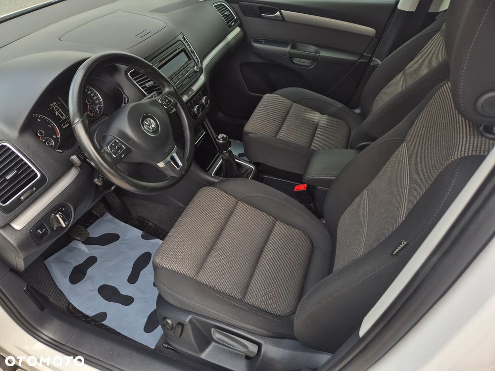 Volkswagen Sharan 2.0 TDI DPF BlueMotion Comfortline - 8