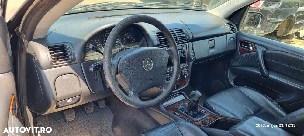 Dezmembram Mercedes ML 270CDI - 6