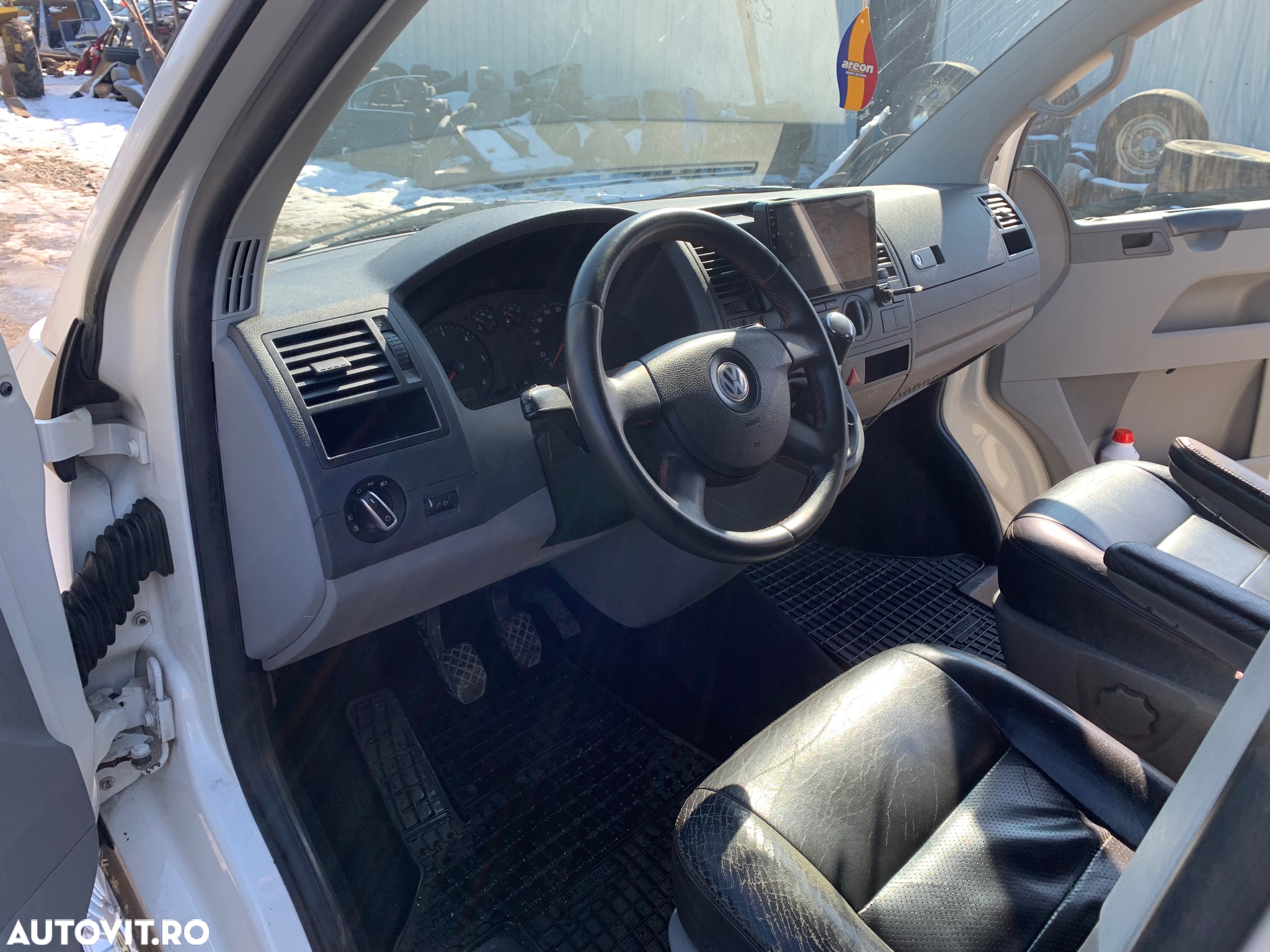 Volkswagen Transporter - 21