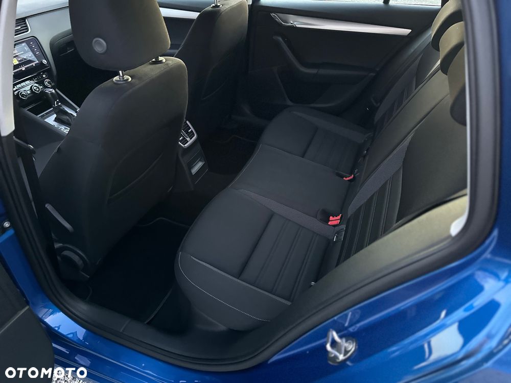 Skoda Octavia 1.5 TSI ACT DSG Style - 25