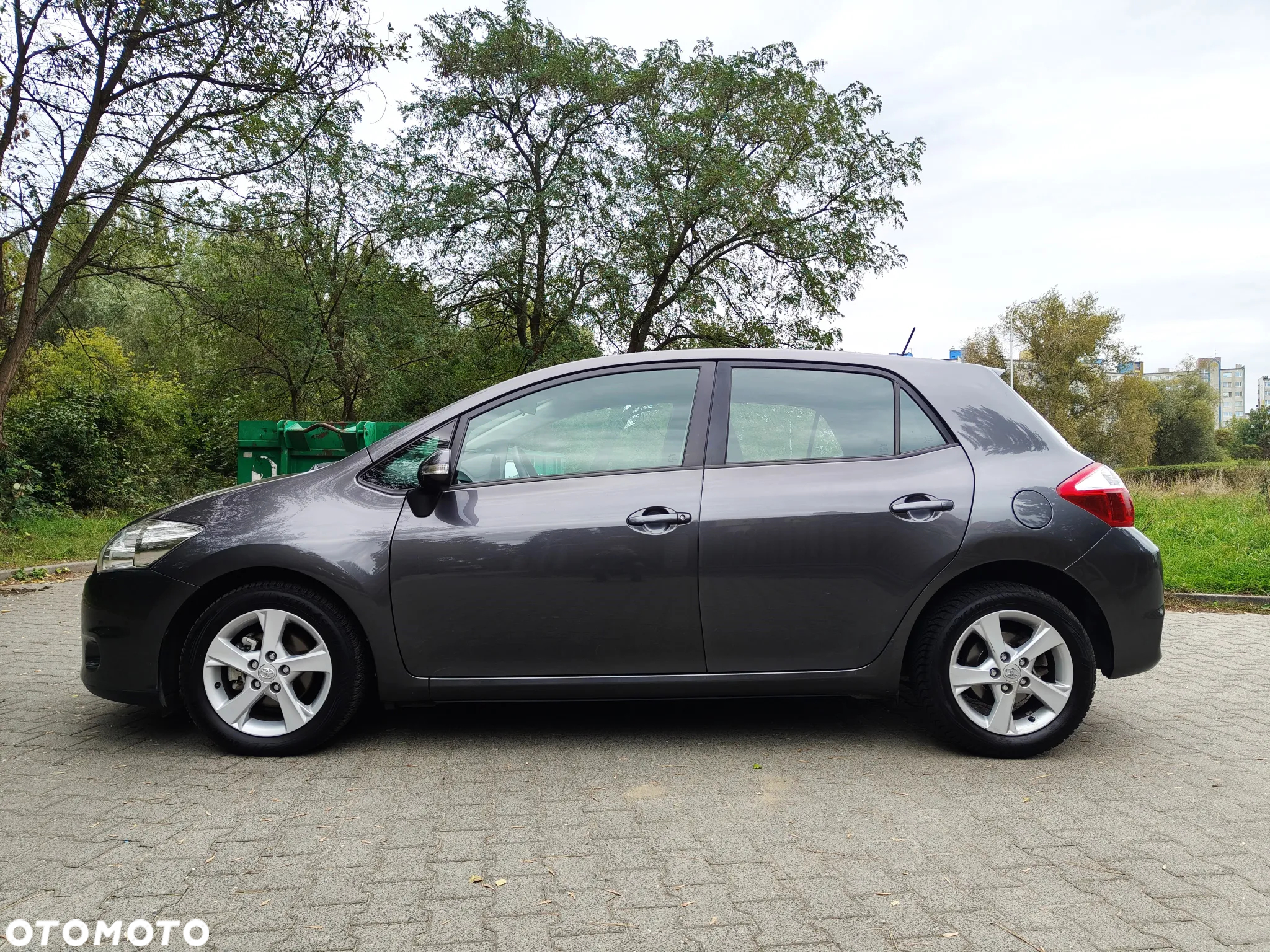 Toyota Auris 1.6 Premium Comfort MS - 10