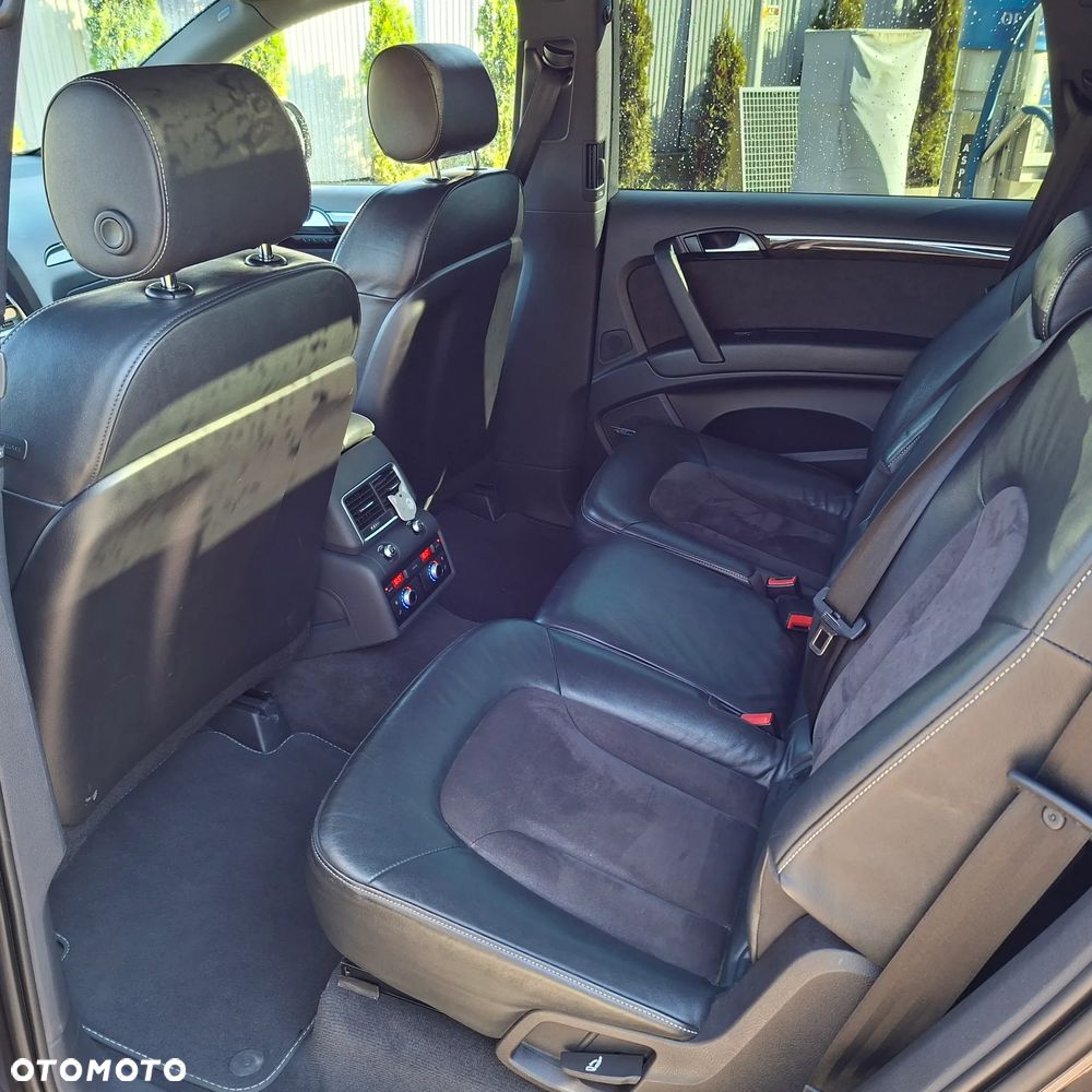 Audi Q7 3.0 TDI DPF Quattro Tiptronic - 18