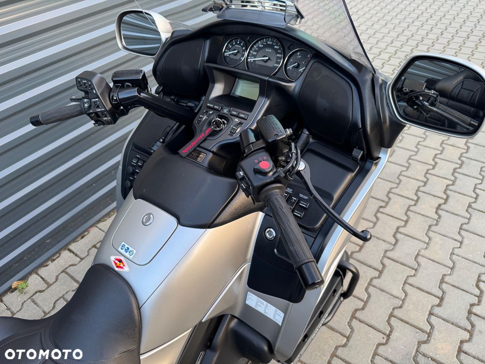 Honda GL - 8