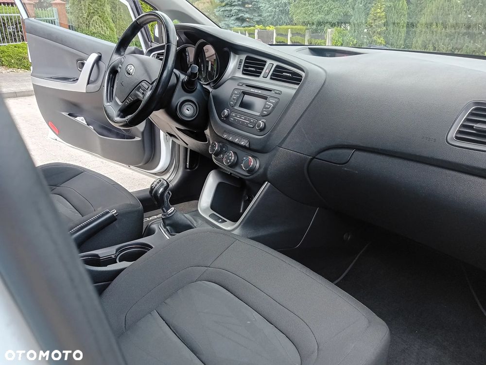 Kia Ceed 1.4 CVVT Attract plus - 7