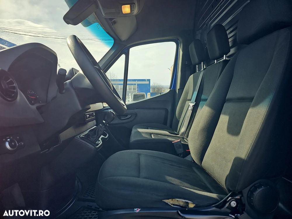 Mercedes-Benz Sprinter 311 - 19