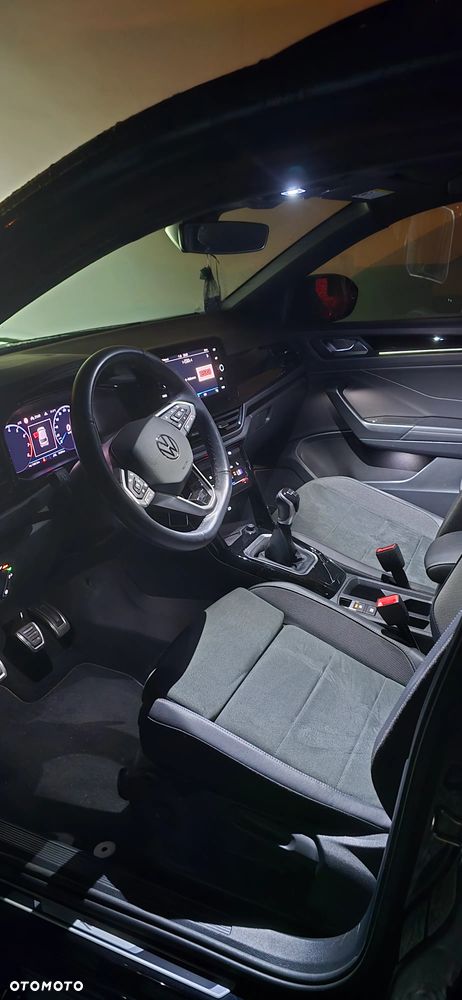 Volkswagen T-Roc 1.5 TSI R-Line Plus - 30