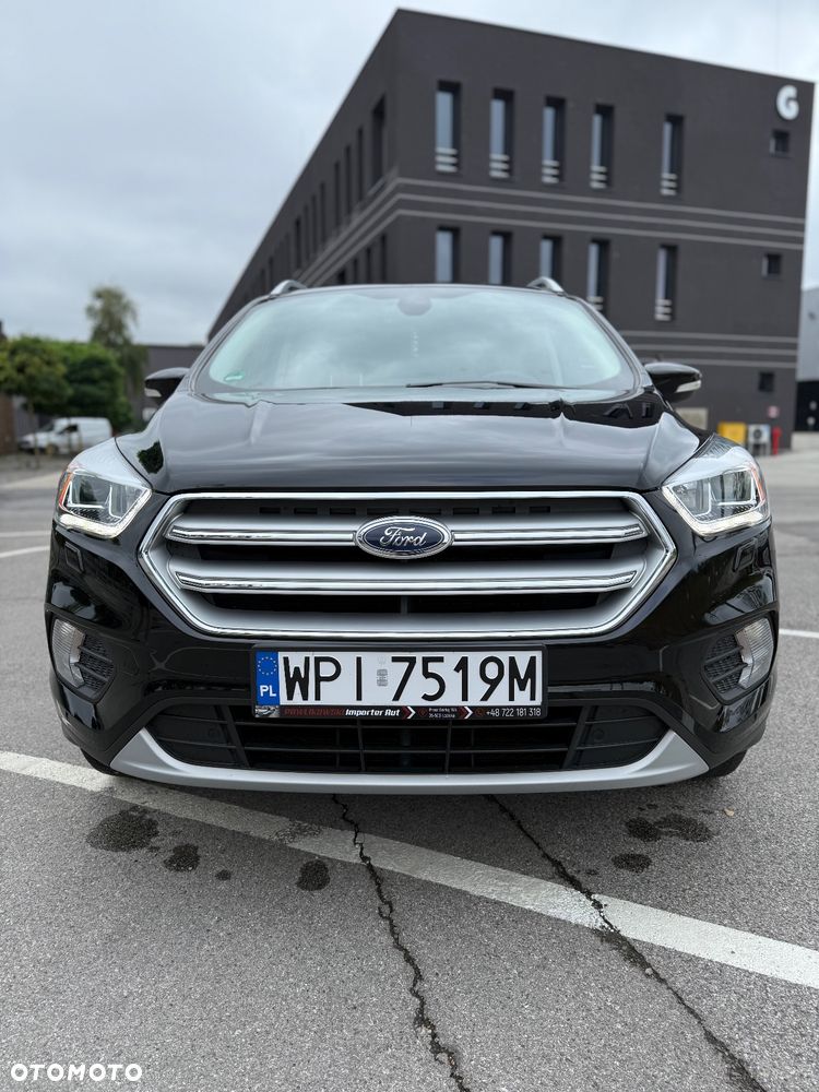 Ford Kuga 1.5 EcoBoost 2x4 Titanium - 16