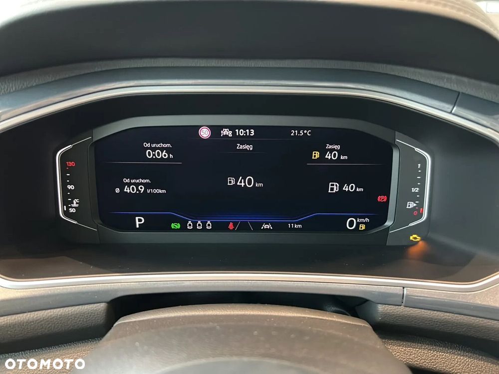 Volkswagen T-Roc - 16