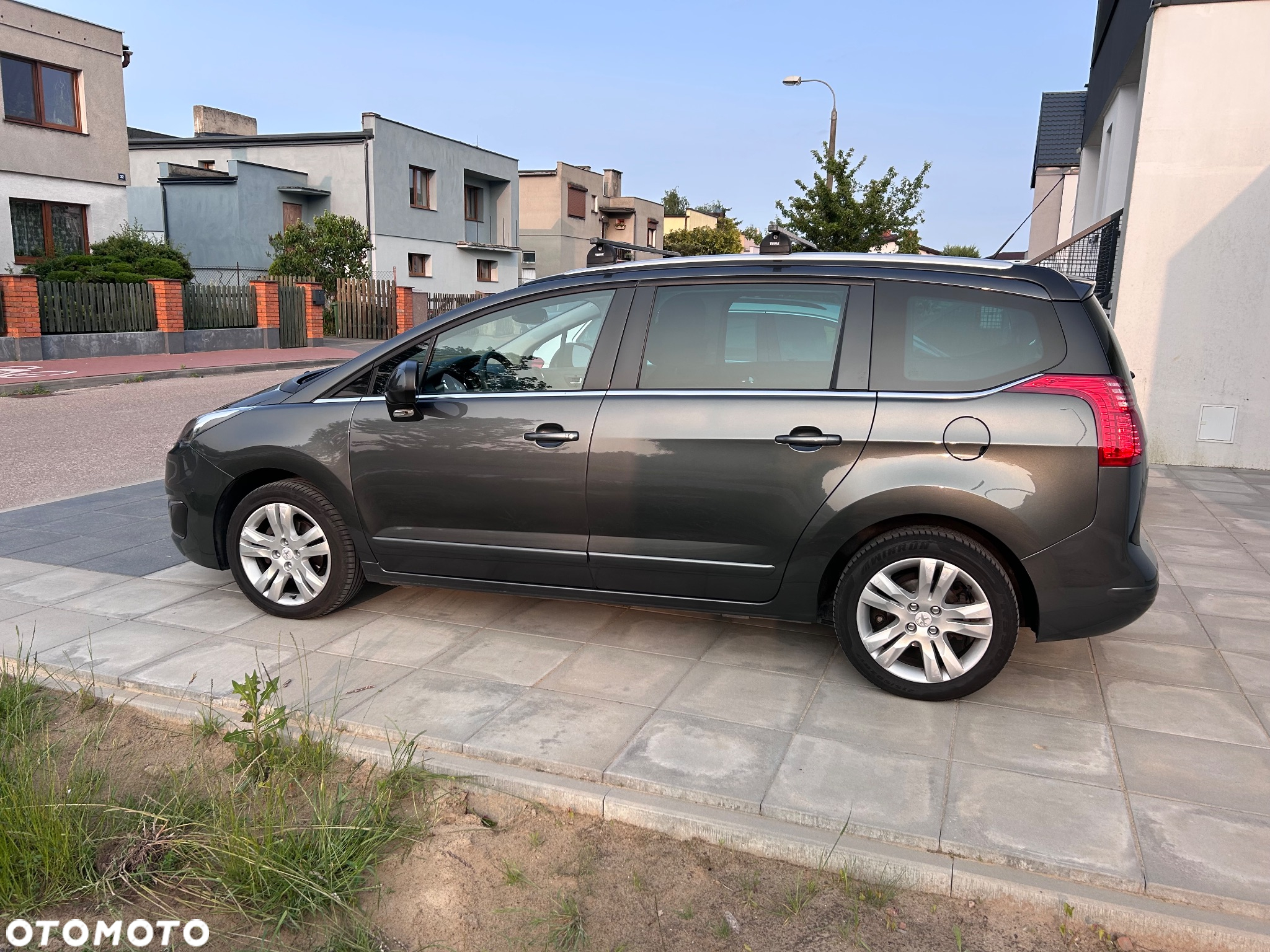 Peugeot 5008 1.6 BlueHDi Allure 7os - 9