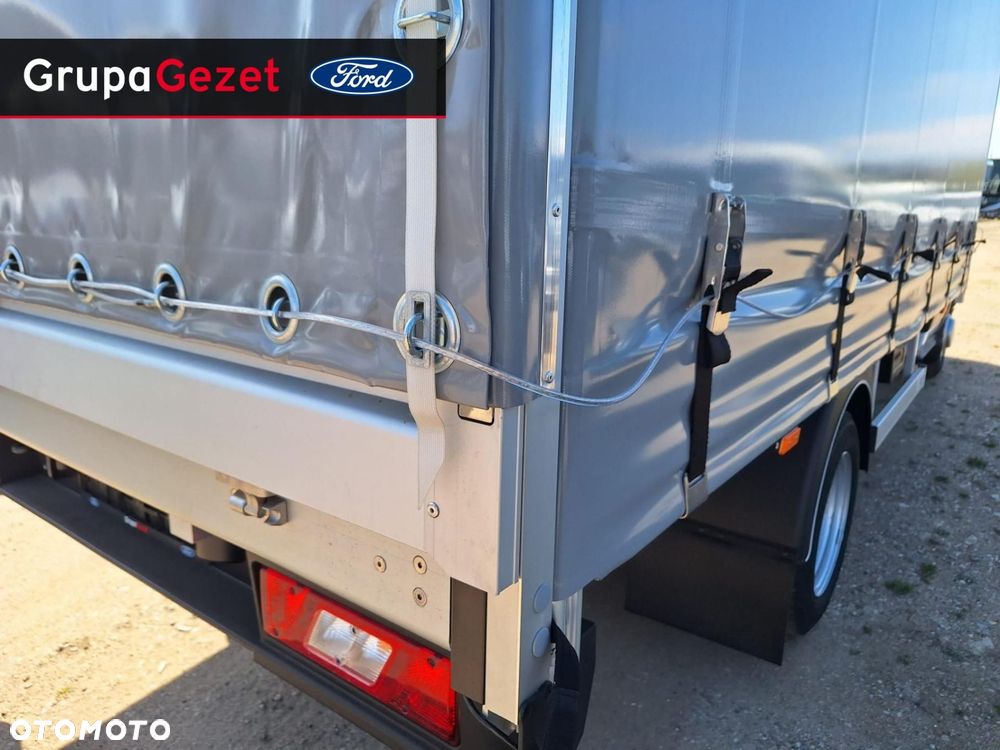 Ford Transit - 15