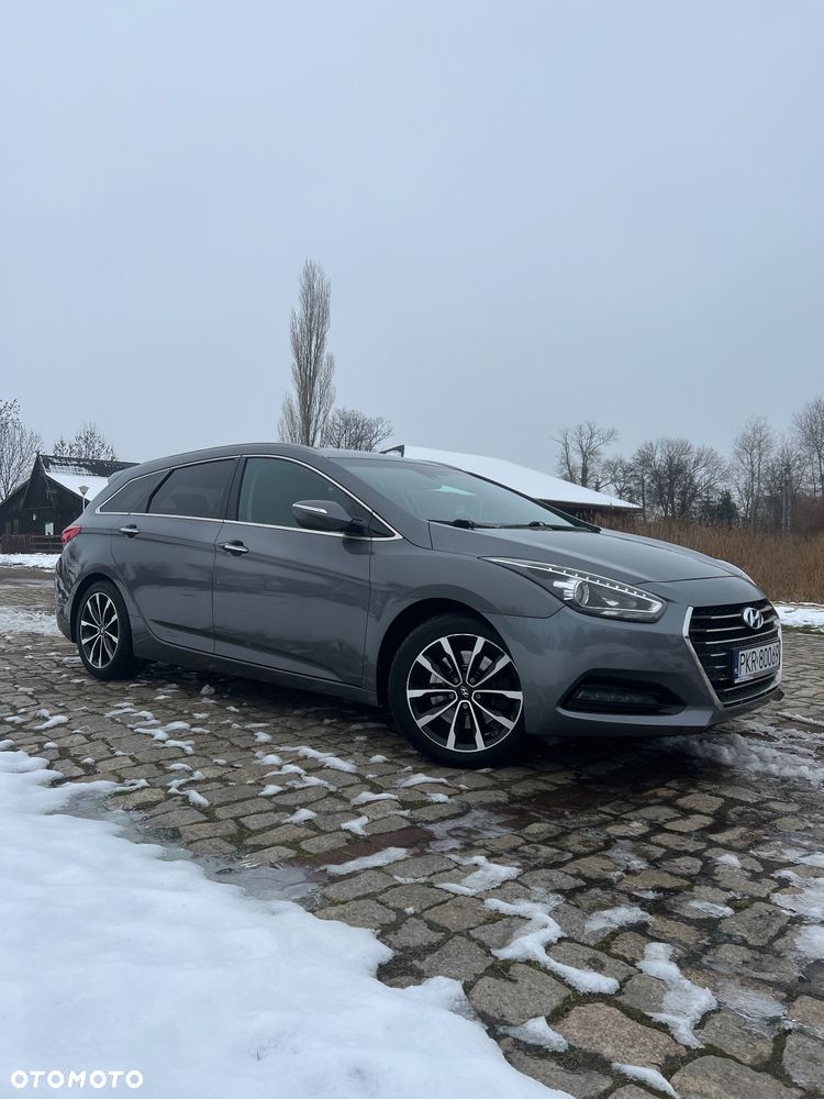 Hyundai i40 Kombi blue 1.7 CRDi DCT Premium - 26