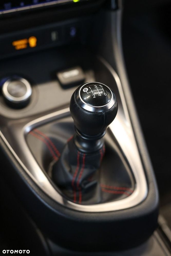 Toyota GR Yaris - 16