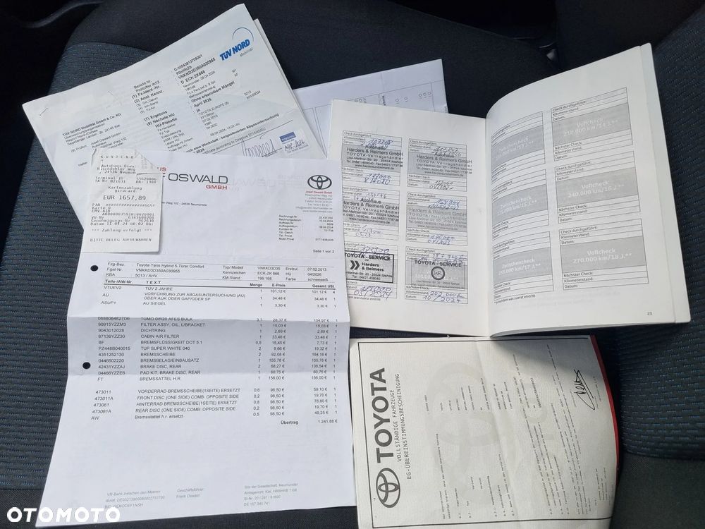 Toyota Yaris Hybrid 100 Life - 22