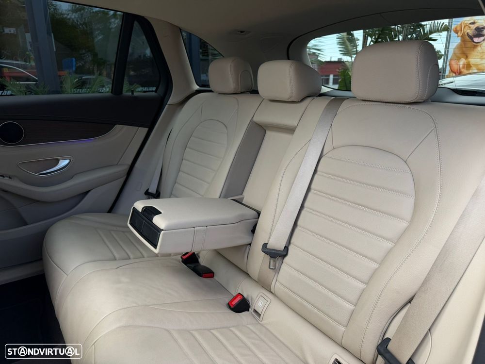 Mercedes-Benz GLC 300 de 4Matic - 25