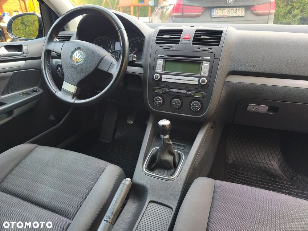 Volkswagen Golf 1.6 Tour Edition - 17