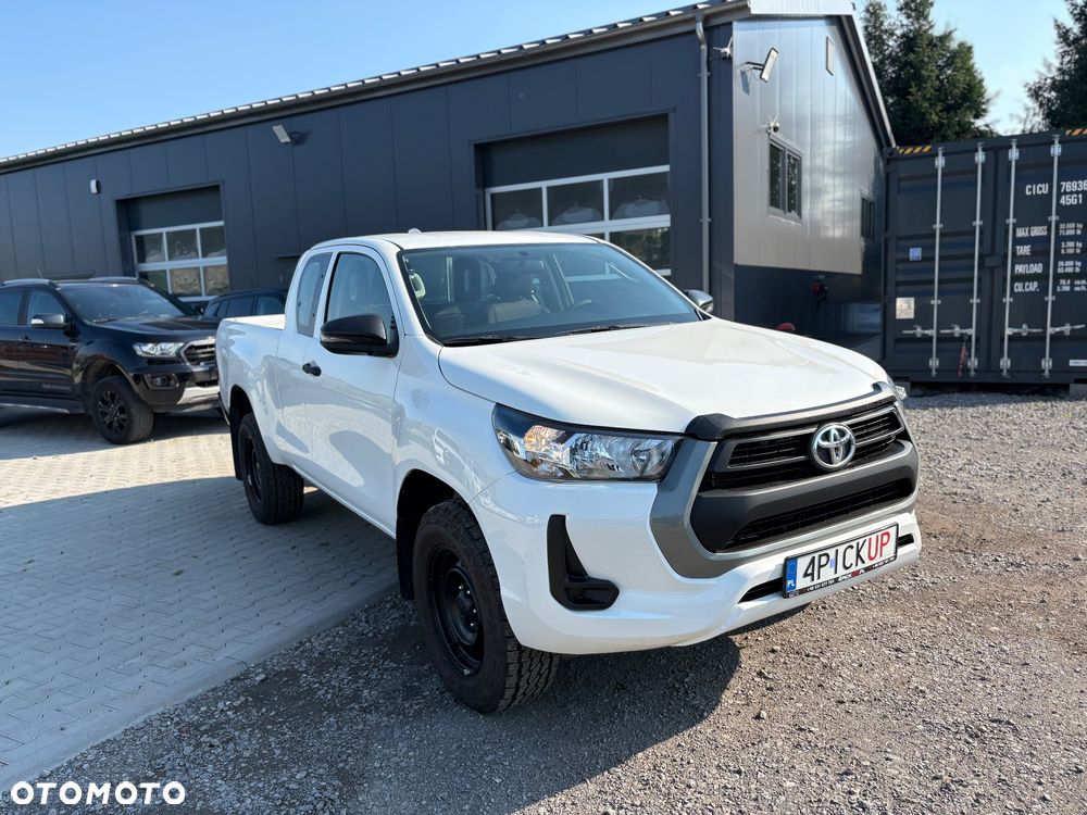 Toyota Hilux 4x4 Extra Cab Comfort - 2