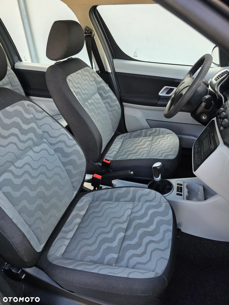Skoda Roomster 1.4 16V Style - 17