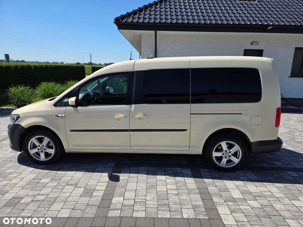 Volkswagen Caddy Maxi 2.0 TDI Trendline DSG - 12