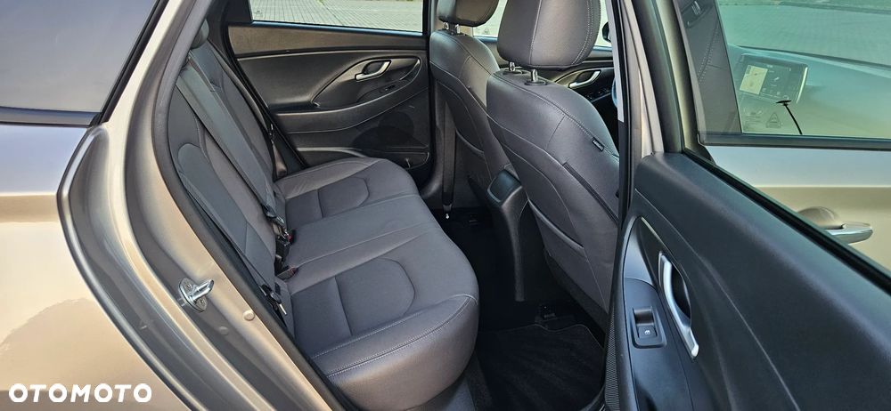 Hyundai i30 1.0 T-GDI Pure - 7