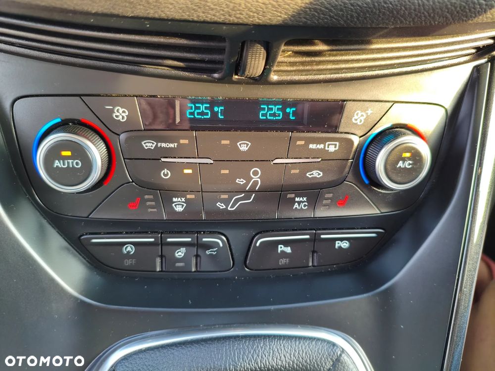 Ford Kuga 1.5 EcoBoost FWD Titanium ASS - 25