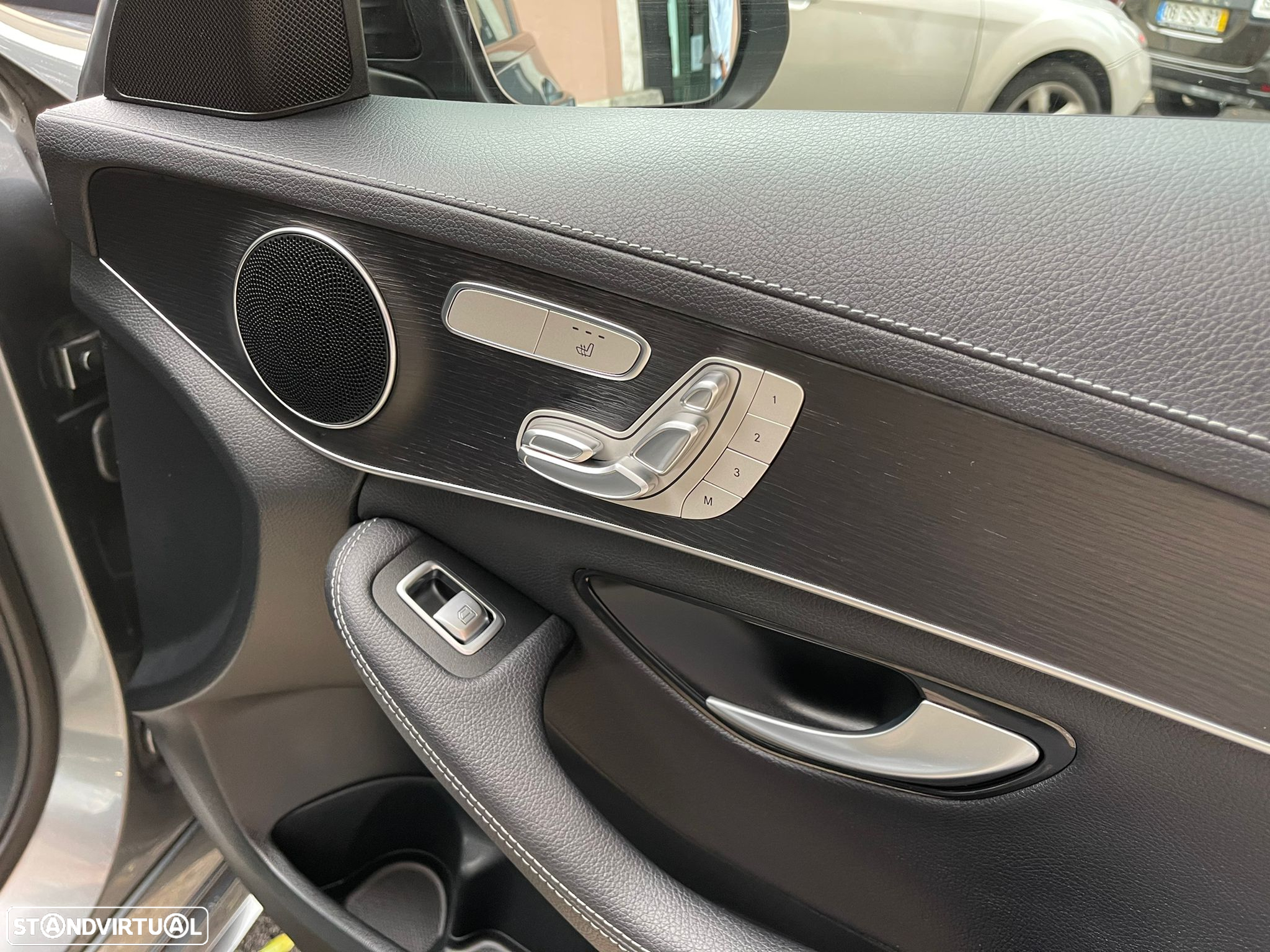 Mercedes-Benz C 220 d AMG Line - 36