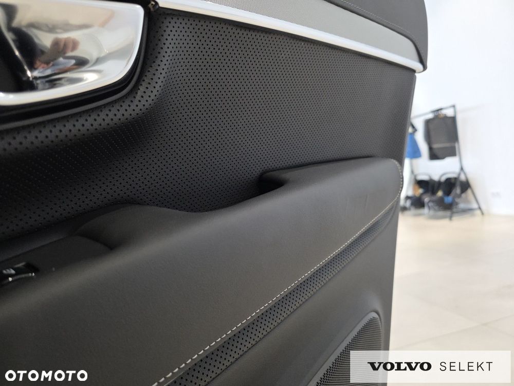 Volvo XC 90 - 36