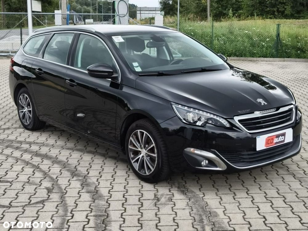Peugeot 308 - 1