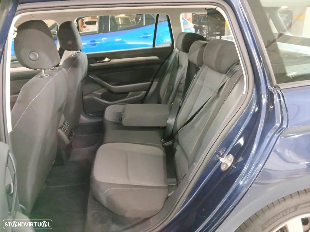 VW Passat Variant 1.6 TDI Confortline - 7
