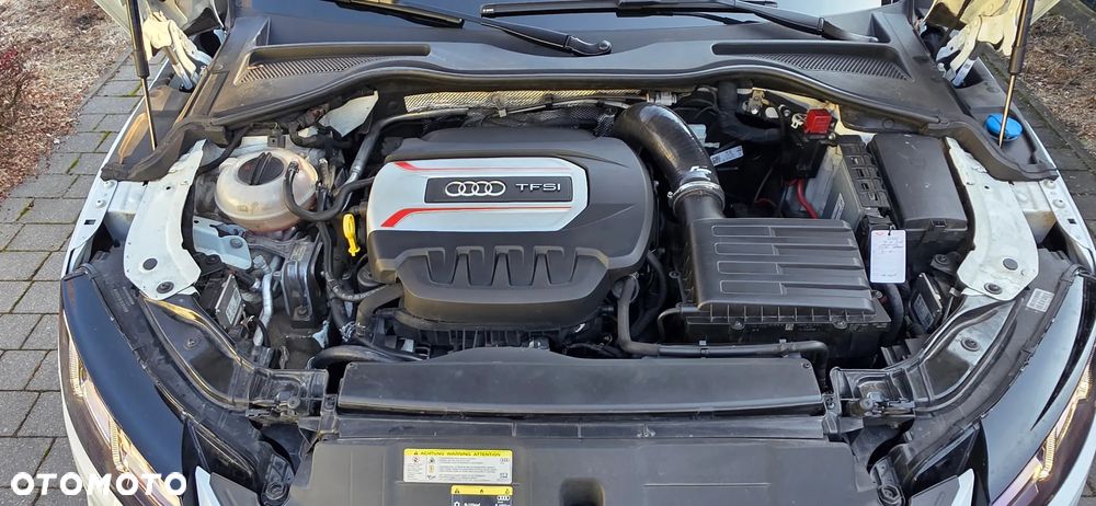 Audi TT S Coupé - 10