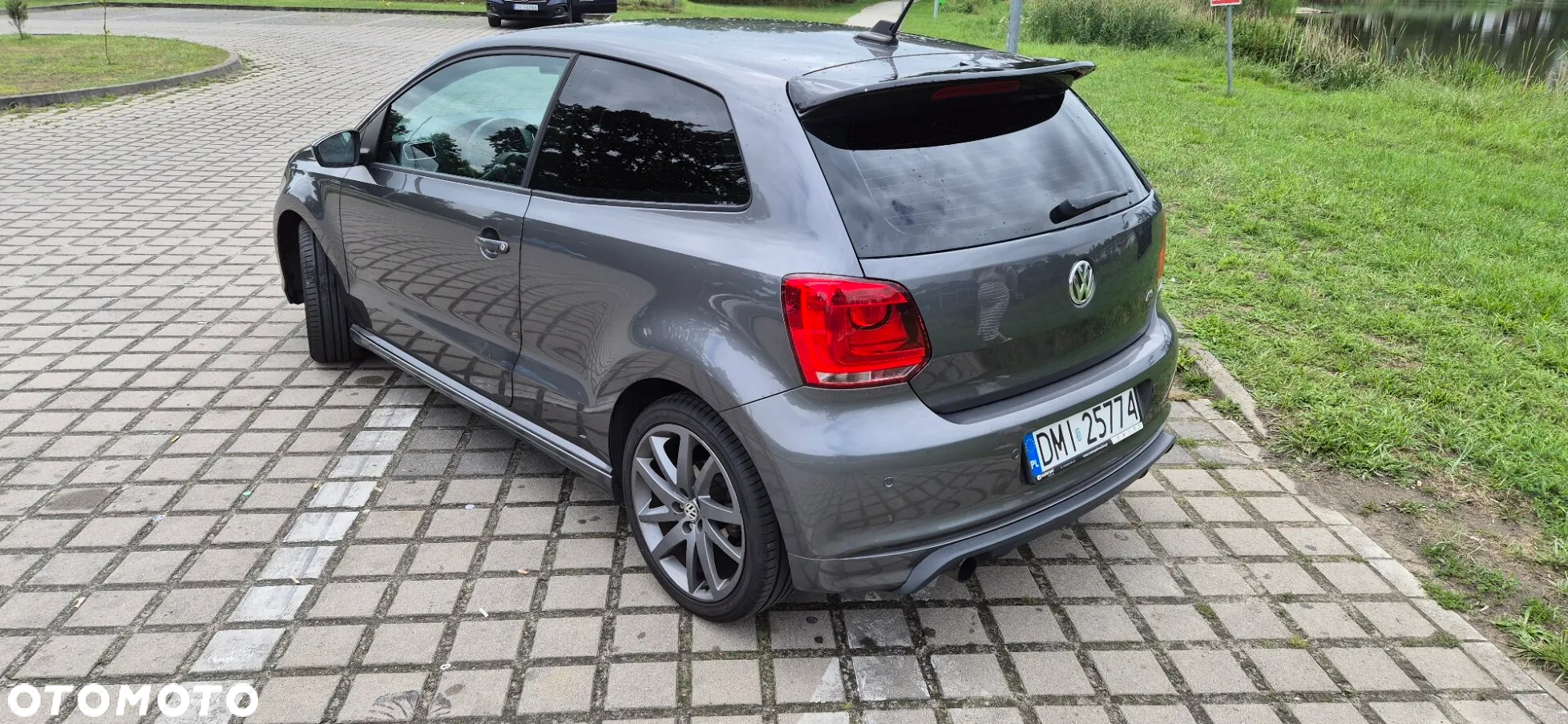 Volkswagen Polo - 4