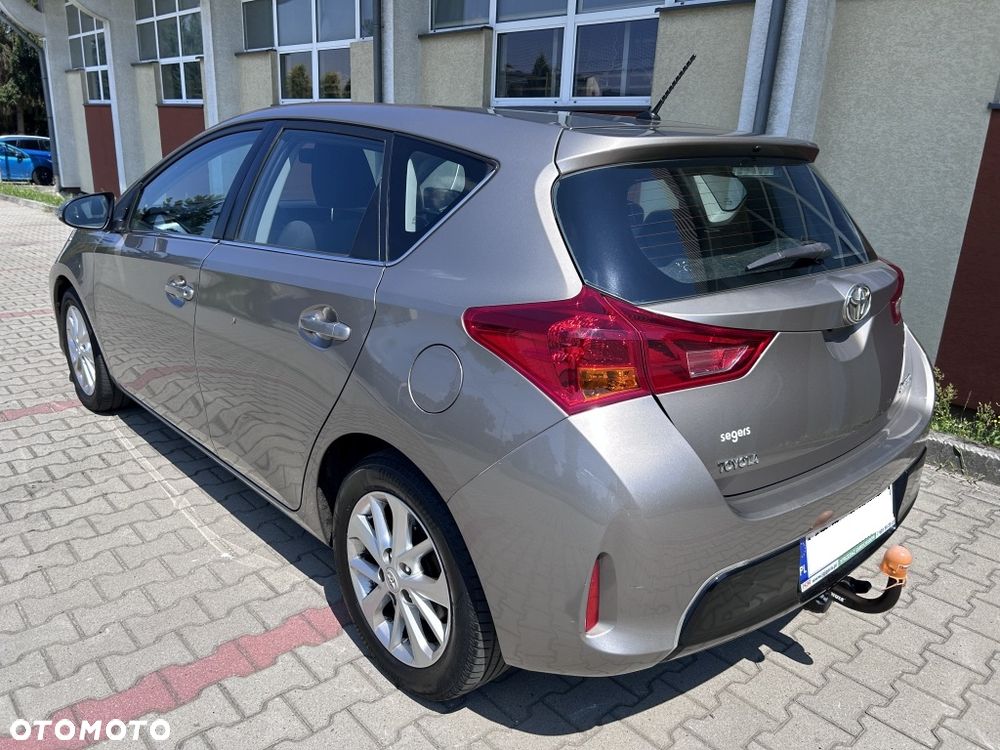 Toyota Auris 1.33 Dual-VVT-i Comfort - 4