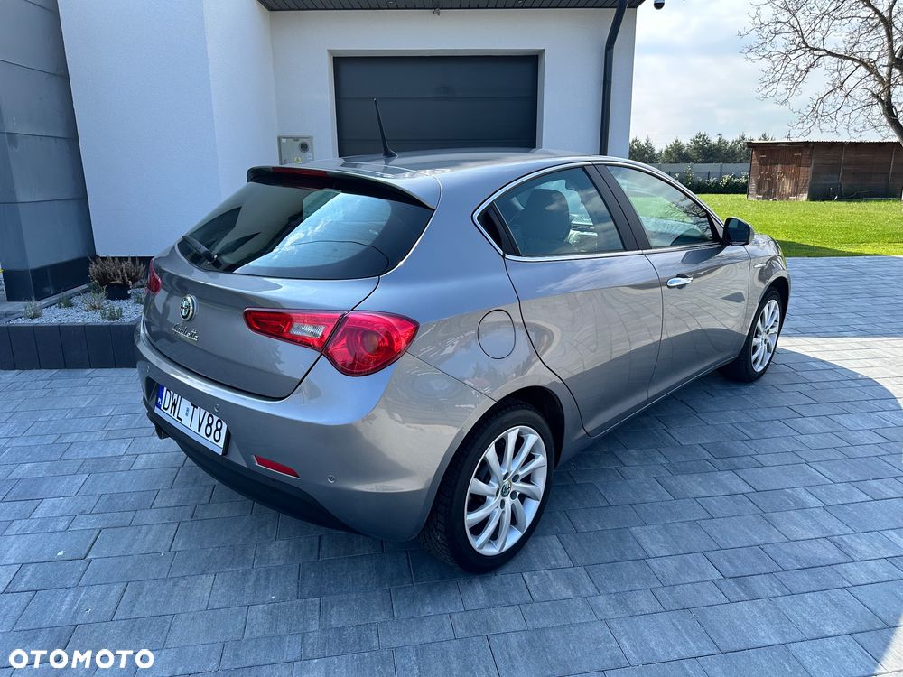 Alfa Romeo Giulietta 1.6 JTDM Super - 5