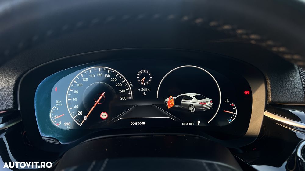 BMW 5 Series 2019 — imagine 30