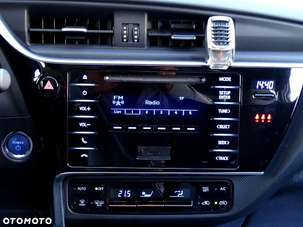 Toyota Auris - 17