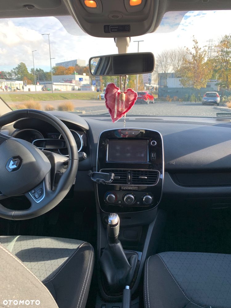 Renault Clio - 16