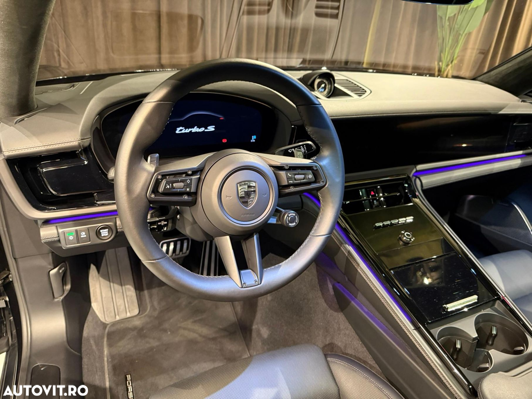 Porsche Panamera - 11