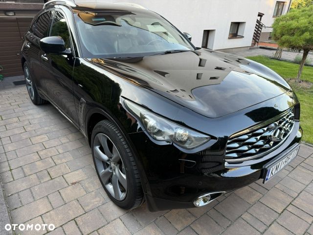 Infiniti FX - 11