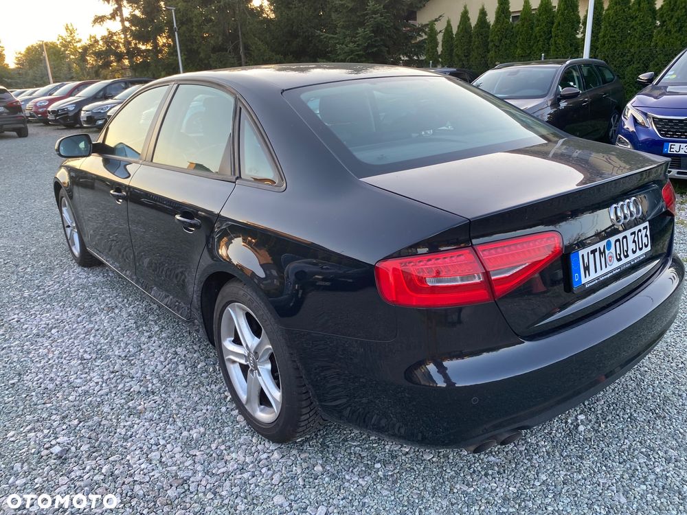 Audi A4 Limousine 2.0 TDI DPF Ambition - 4
