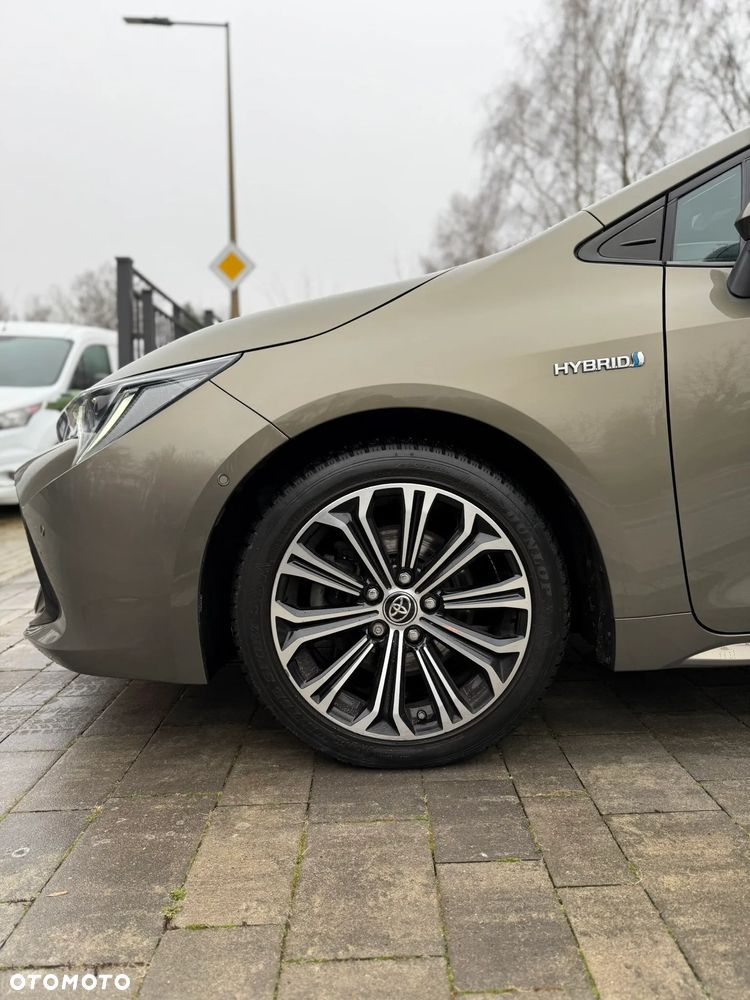 Toyota Corolla 2.0 Hybrid Executive - 9