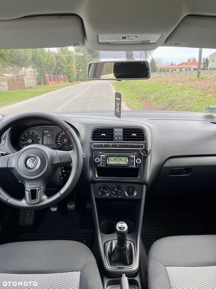 Volkswagen Polo 1.4 Highline - 16