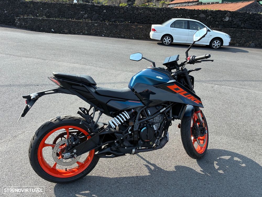 KTM Duke - 5