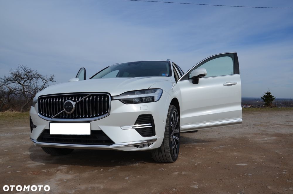 Volvo XC 60 B5 B AWD Ultimate Bright - 2