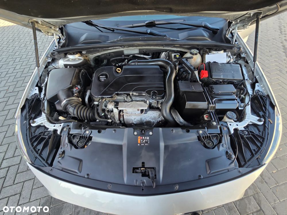 Opel Insignia 1.5 DI Turbo Exclusive - 40